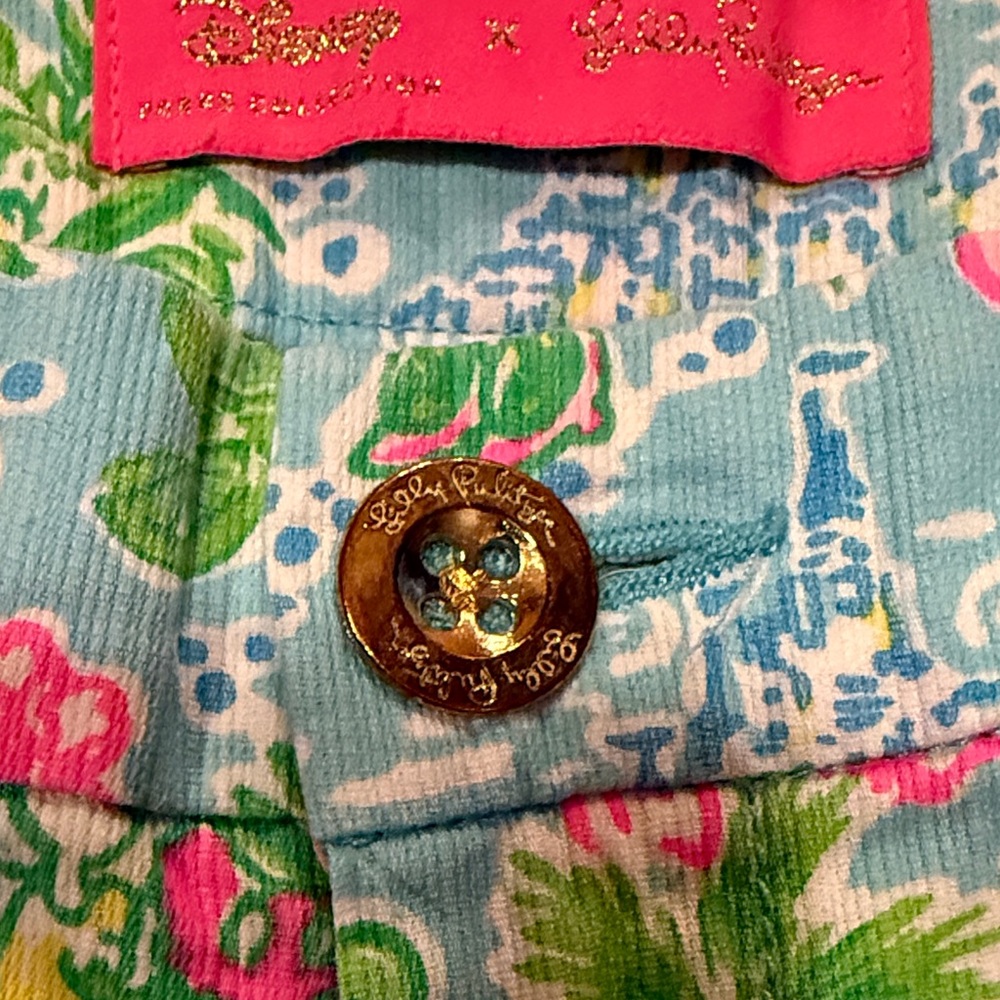 Lilly Pulitzer X Disney Floral Scallop Hem Women's Shorts - Pink & Green on Blue - Picture 3 of 5